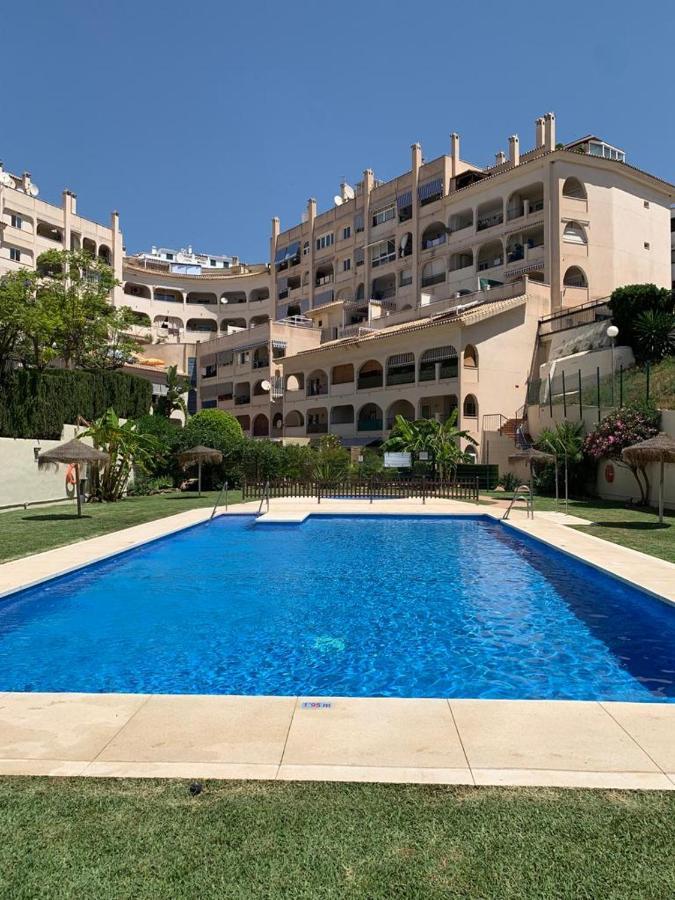 Encantador Piso Con Terraza Y Piscina Apartamento Benalmádena Exterior foto
