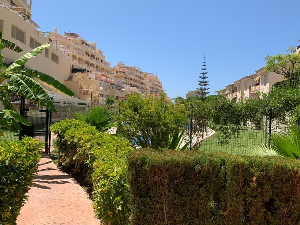 Encantador Piso Con Terraza Y Piscina Apartamento Benalmádena Exterior foto